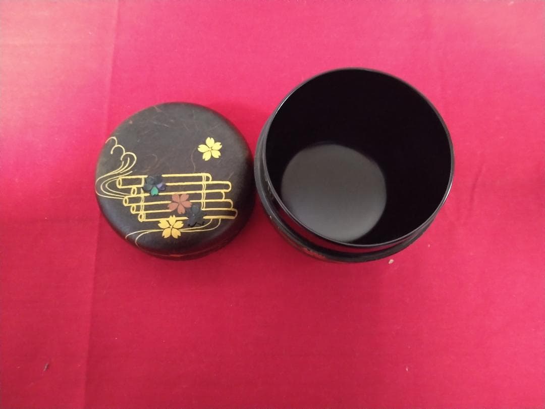 茶道具　　大棗 　【　花筏蒔絵　　一閑張　筑城筑良（造）　】 　 共布共箱