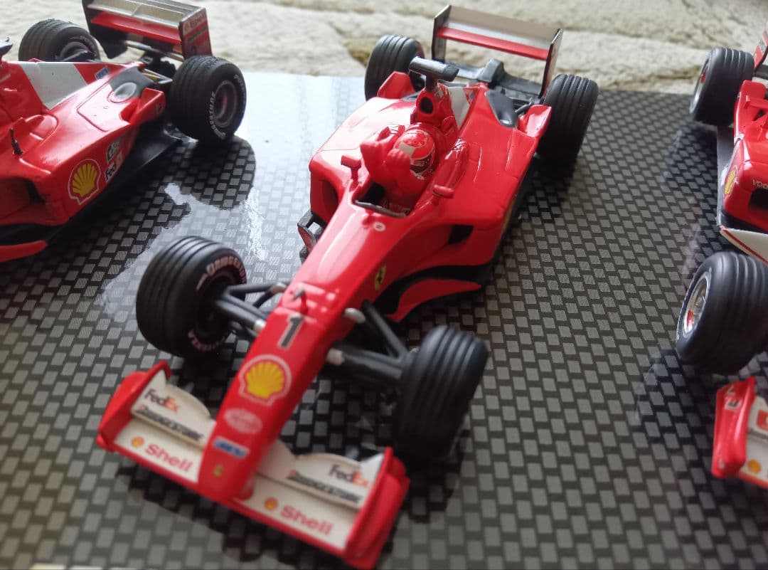 マテル　1/43 フェラーリ　シューマッハチャンピオンセット　F1-2000 他