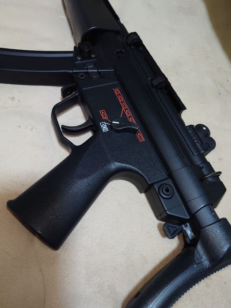 東京マルイ電動ガンMP5A5