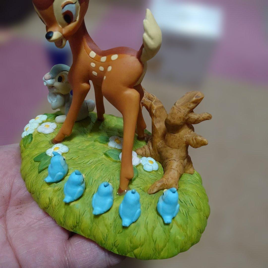 バンビ フィギュア 箱付き
