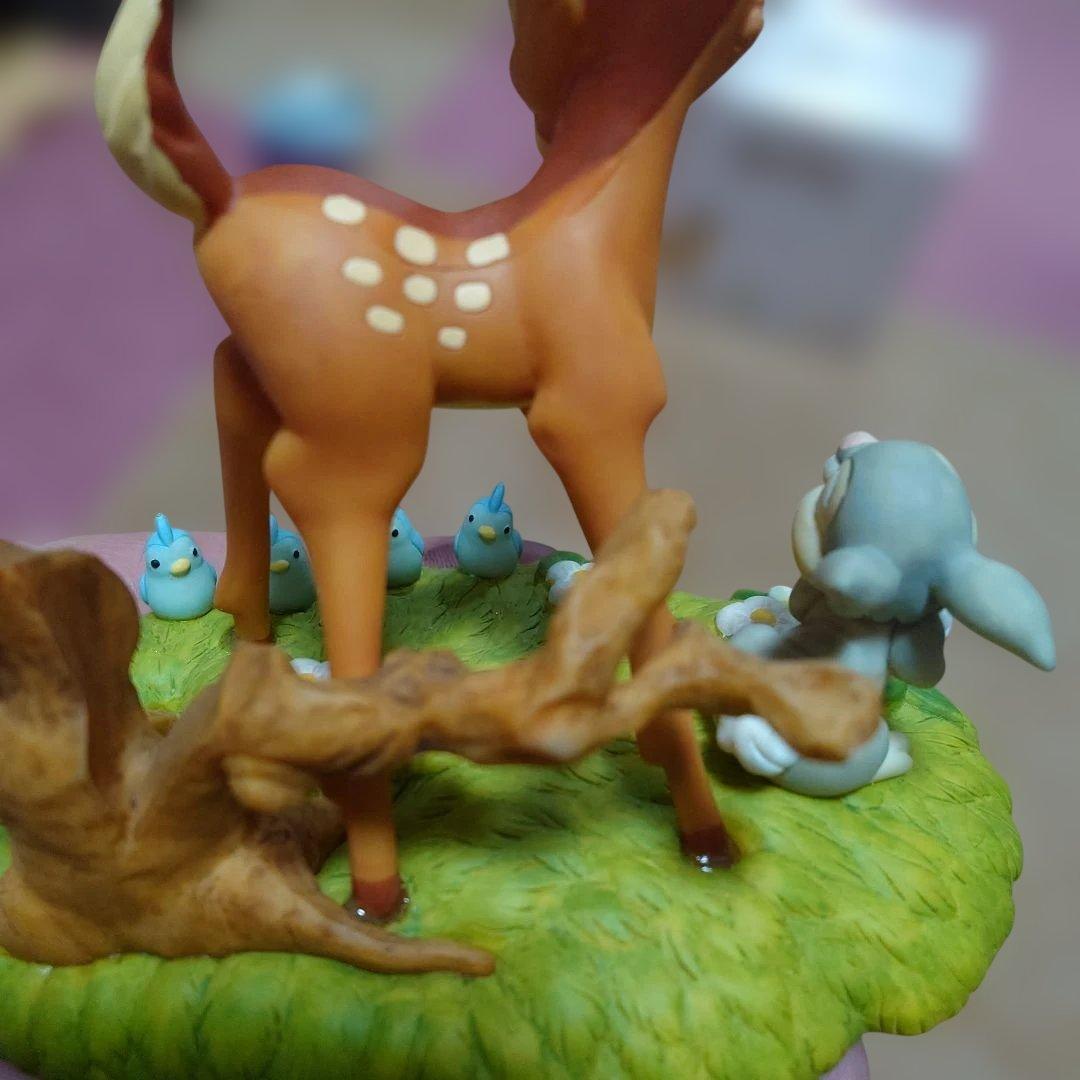バンビ フィギュア 箱付き