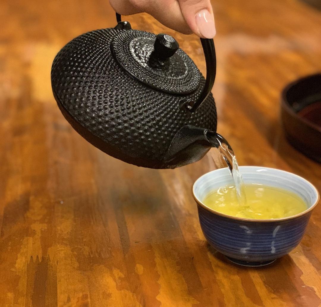 新品　南部鉄器 「南部鉄瓶　英（はなぶさ）南部池永」 0.6L | 直火対応