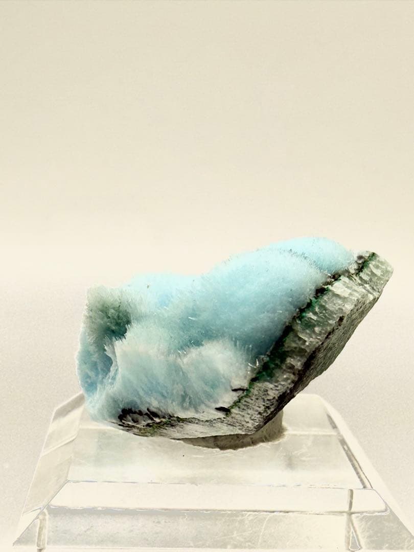 ブルーアラゴナイト　霞石　原石　鉱物　標本　天然石　石