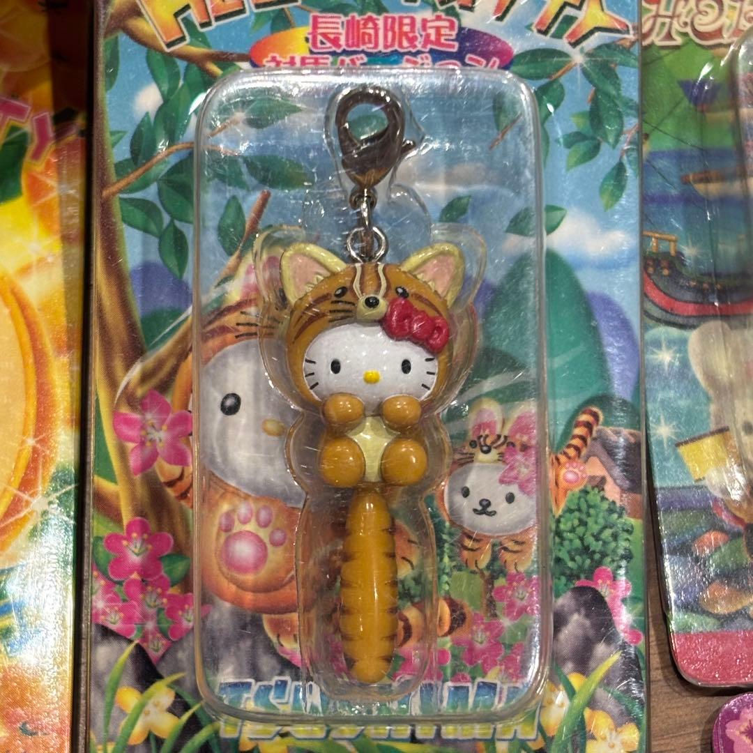 ご当地キティ ジッパーチャーム 12体セット