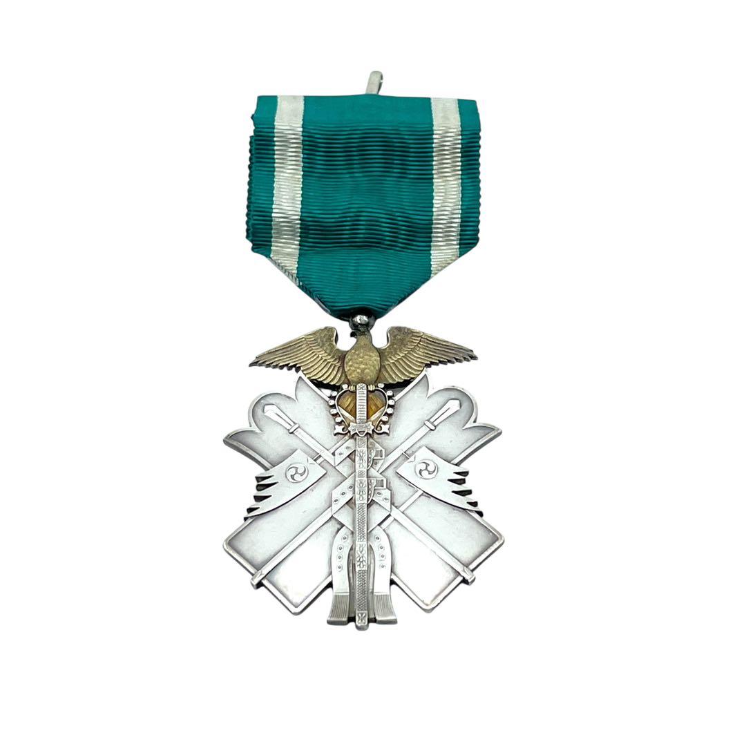 金鵄勲章　きんしくんしょう　勲章　旧日本軍　h3 骨董品　コレクション