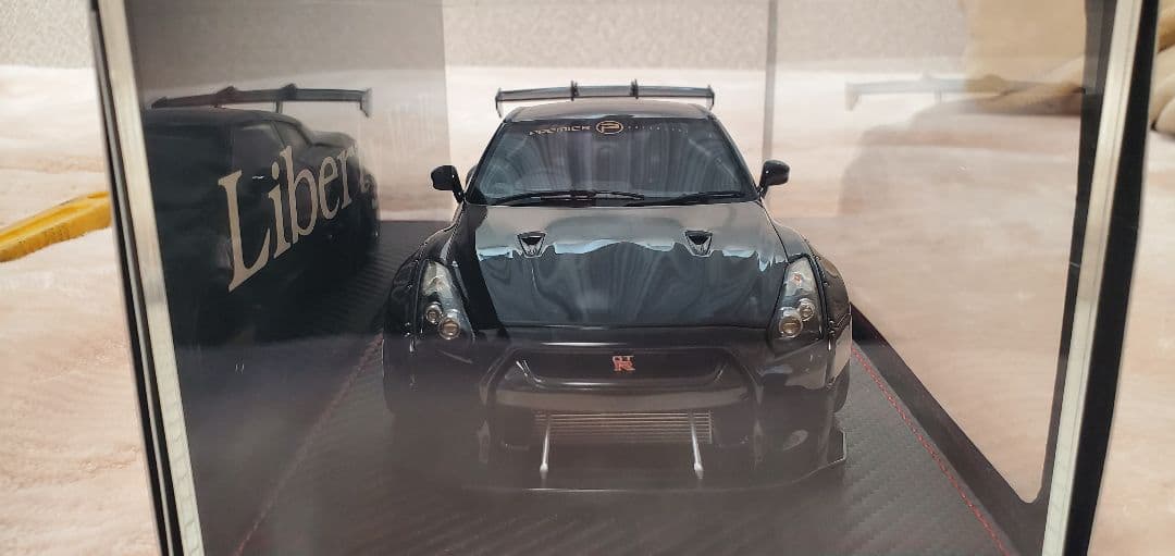イグニッションモデル1/18 リバティーウォーク GTR ブラック IG0694