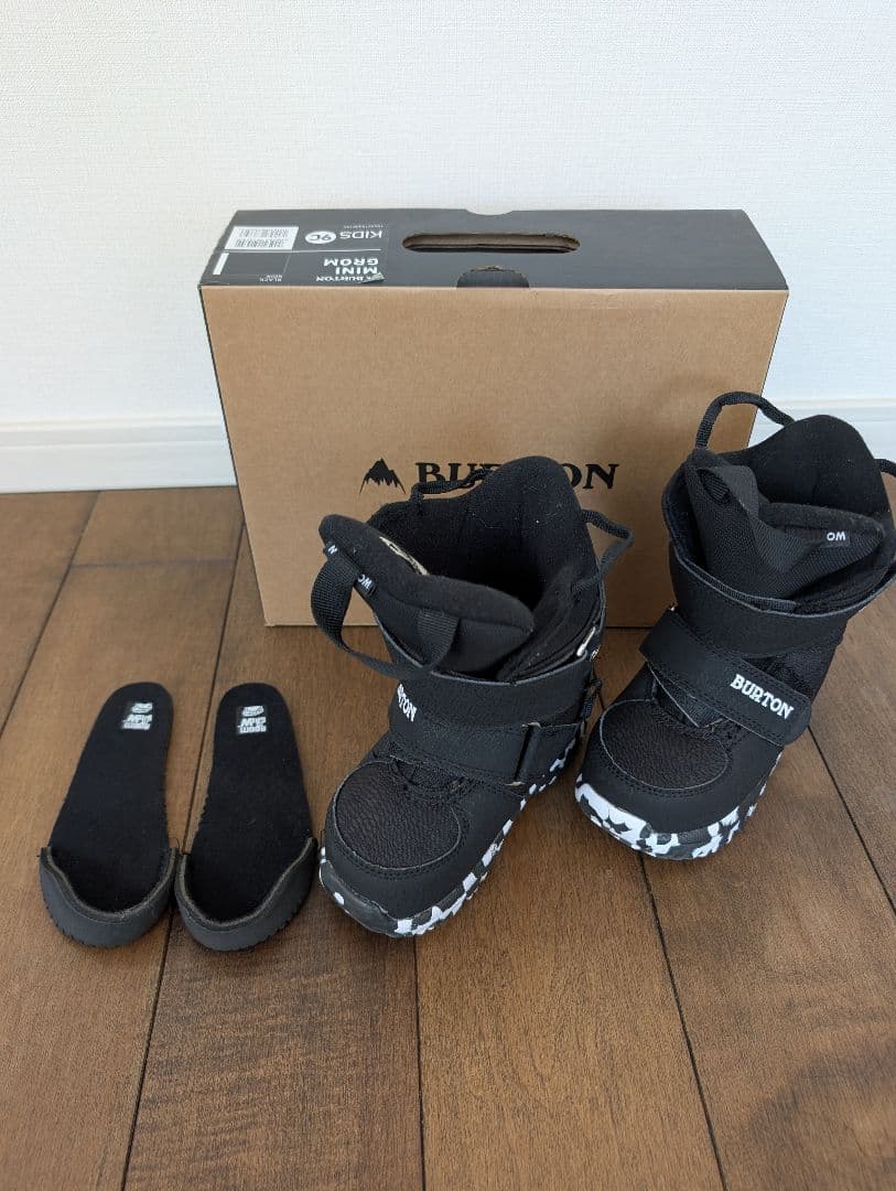 BURTON MINI GROM キッズ用スノーボードブーツ ブラック