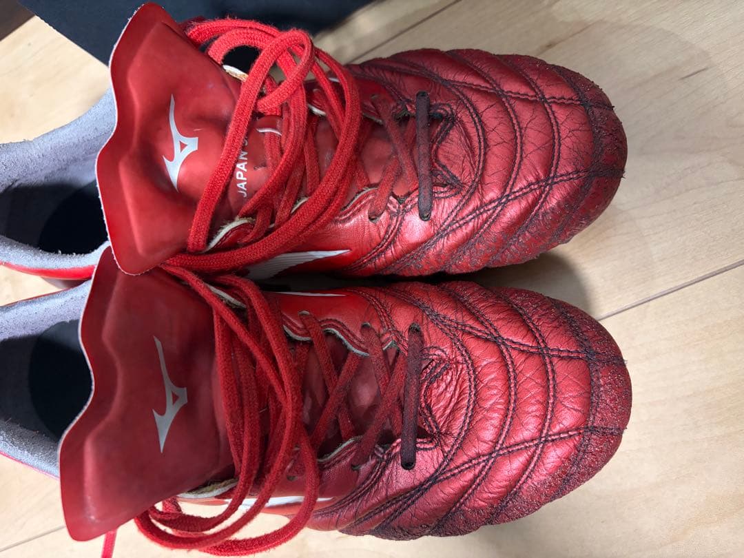 Mizuno Morelia Neo II JAPANレッド サッカーシューズ