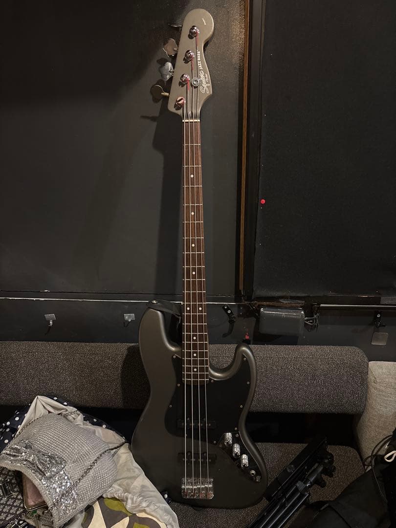 ※Moka　Squier Jazz Bass ガンメタ