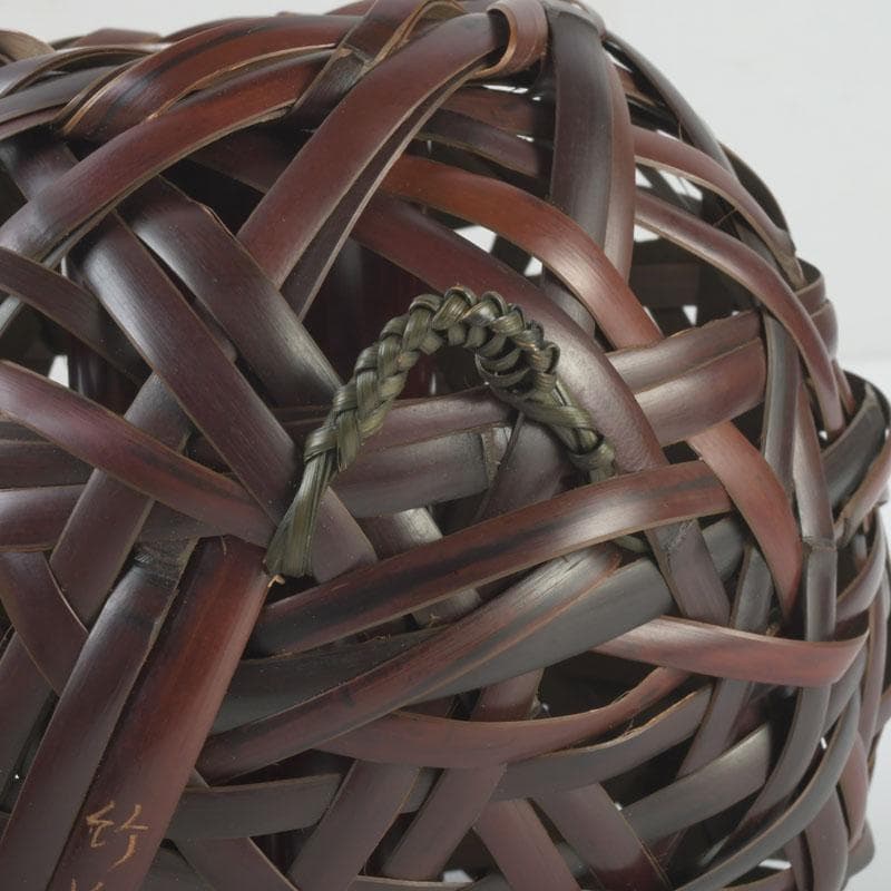 茶道具　竹峰造　古竹細工　鳳尾竹　掛花籠　竹籠　共箱　V　9784