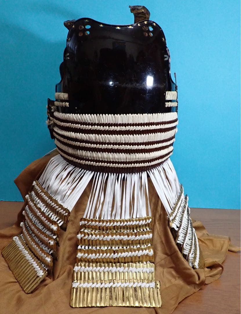 江戸時代初期の兜と甲冑