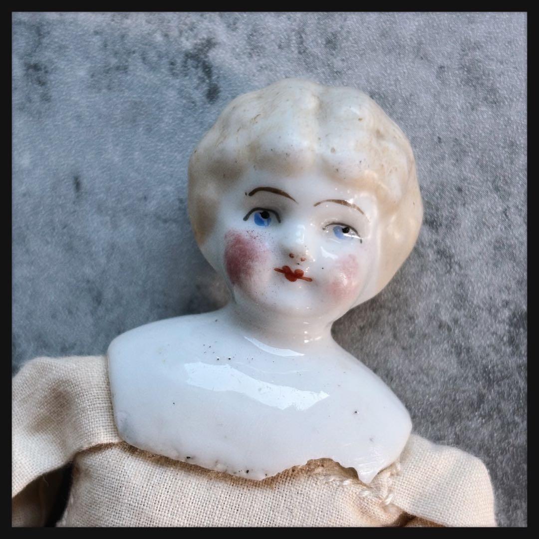 アンティーク　 ブロンド　チャイナヘッドドール ビスクドール