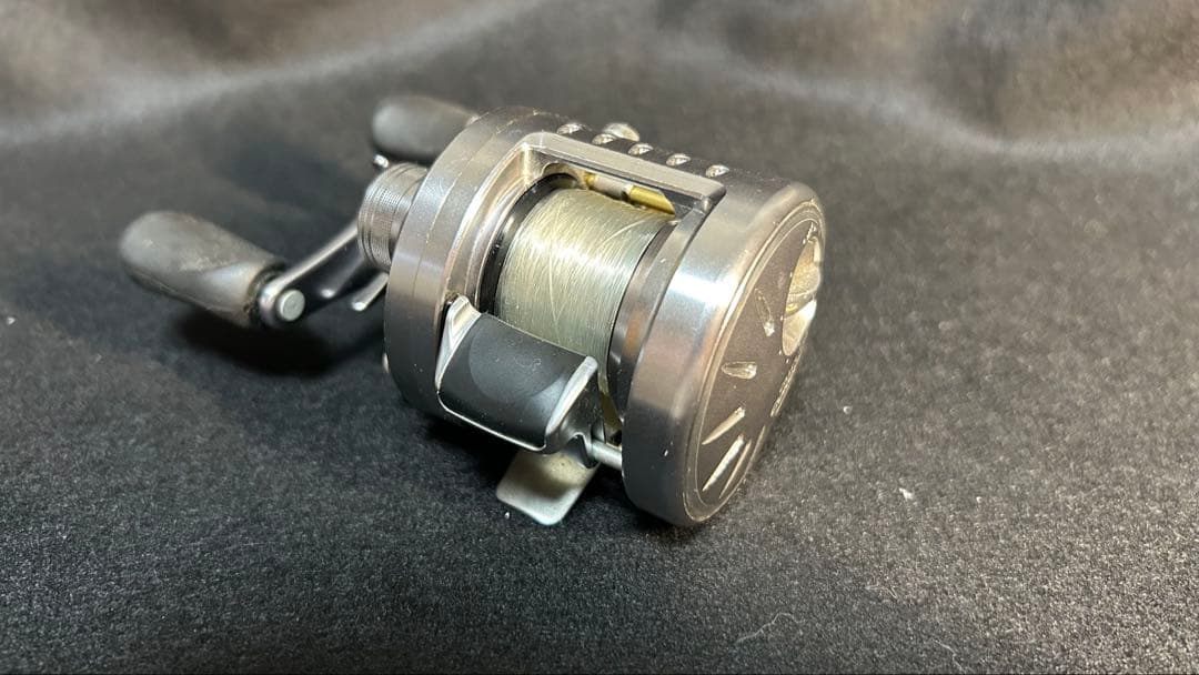 【付属品完備・DC音良好・回転良好】シマノ カルカッタコンクエスト 101DC