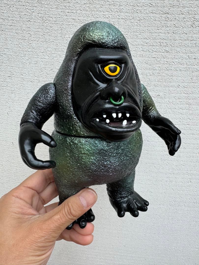 ZOLLMEN（ゾルメン）ファンシートイ「メゴ ブラック」　インディーズソフビ