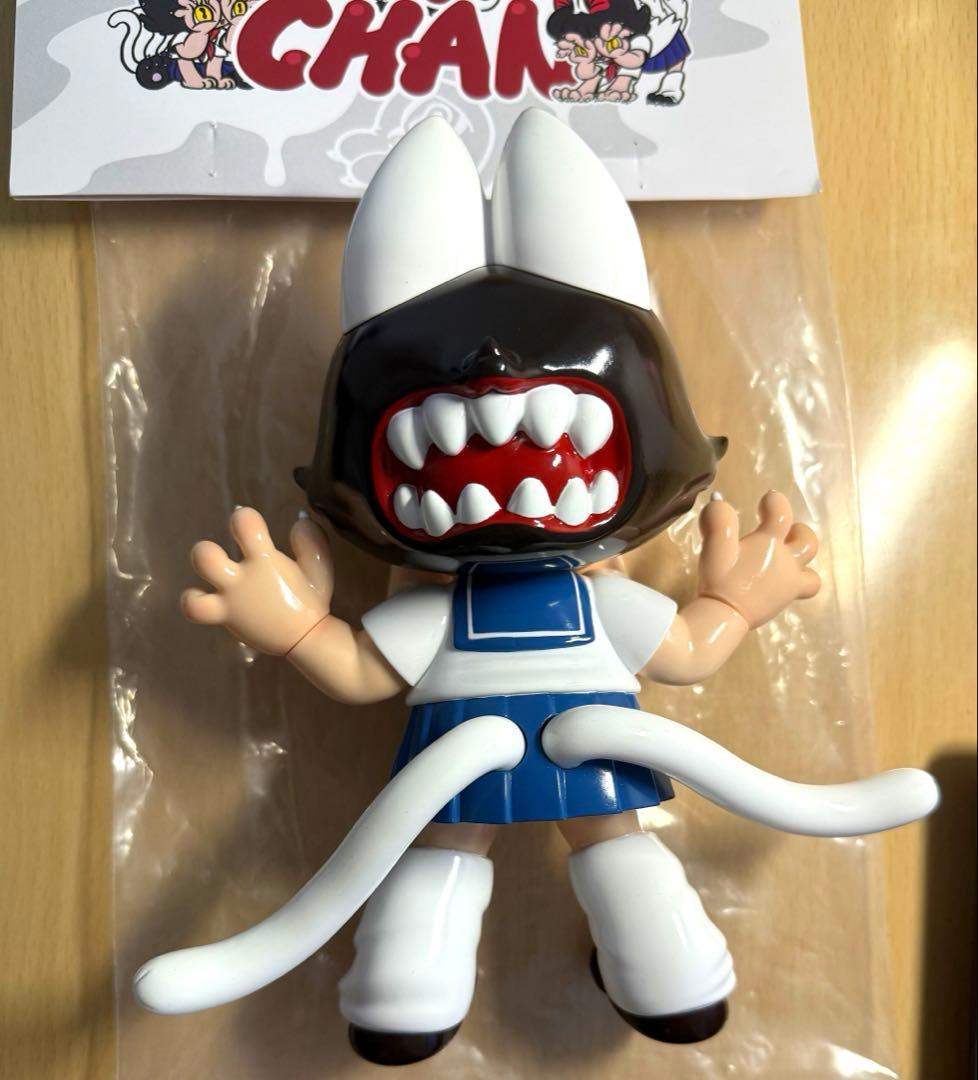 GRAPE BRAIN ABAO Momochan モモちゃん