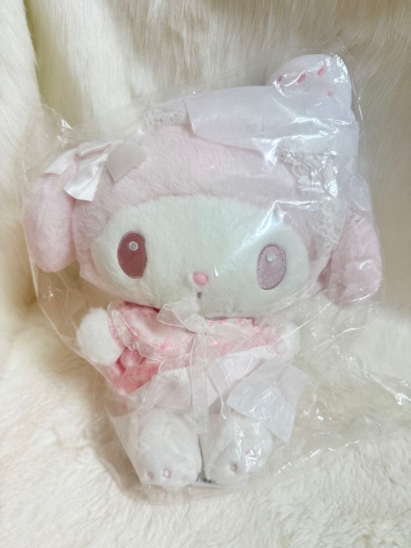 ☆マイメロディ　バースデードール　白いちごのティータイム☆新品未開封♪