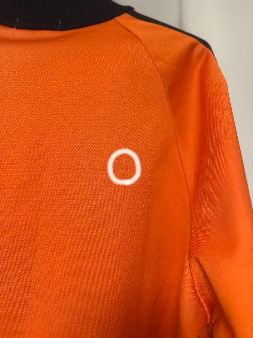 adidas トラックジャケット