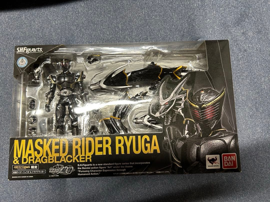 S.H.Figuarts 仮面ライダーリュウガ＆ドラグブラッカー