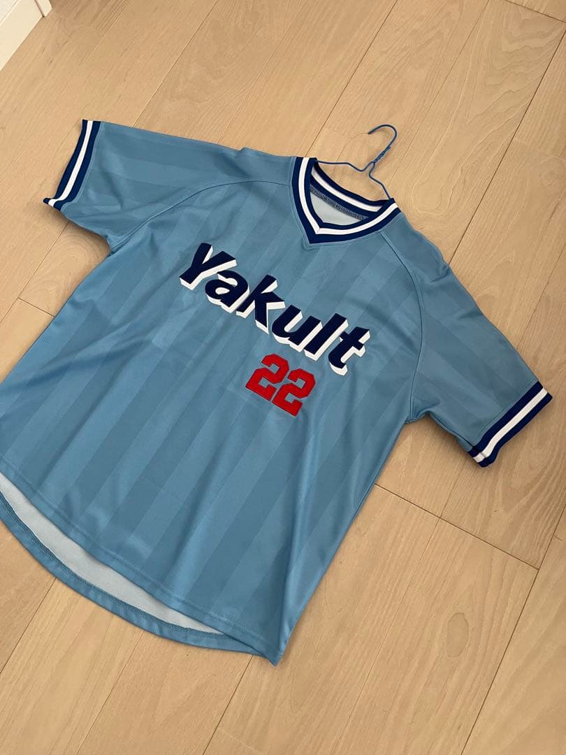 東京ヤクルトスワローズ　高津22 ユニフォーム