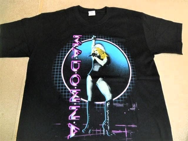 マドンナ 　Sticky & Sweet Tour　オフィシャル Tシャツ　L