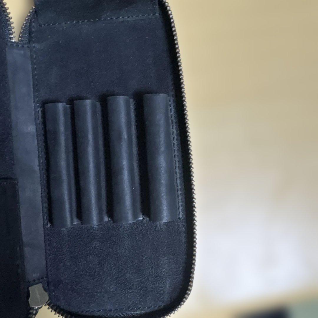 バハギア&クラフト　ラウンドジップ型ペンケース　オリジナルブラック　革の定規