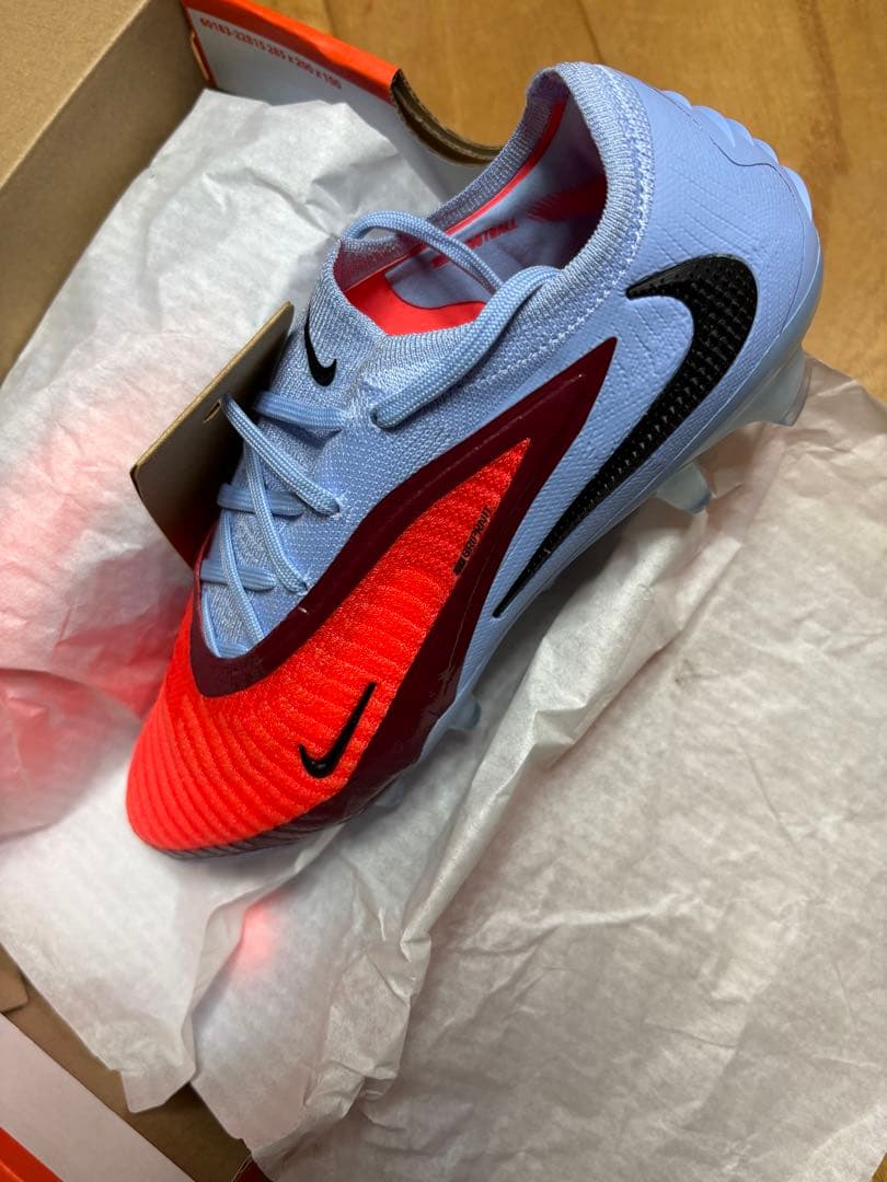 新品　超大特価　ナイキ　ファントム 6 LOW エリート FG 25.5cm