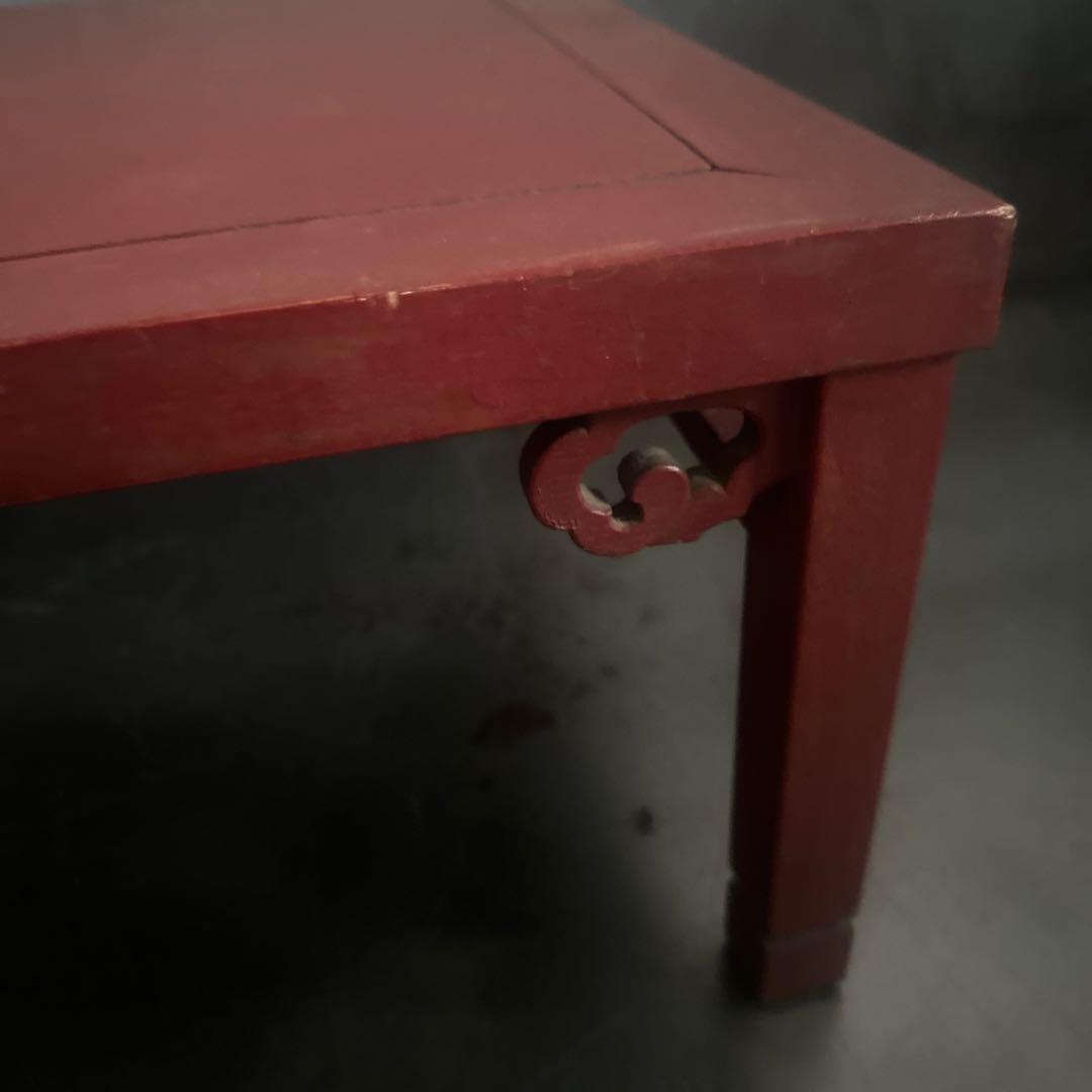 ヴィンテージ　赤い木製座卓　花台かもしれません