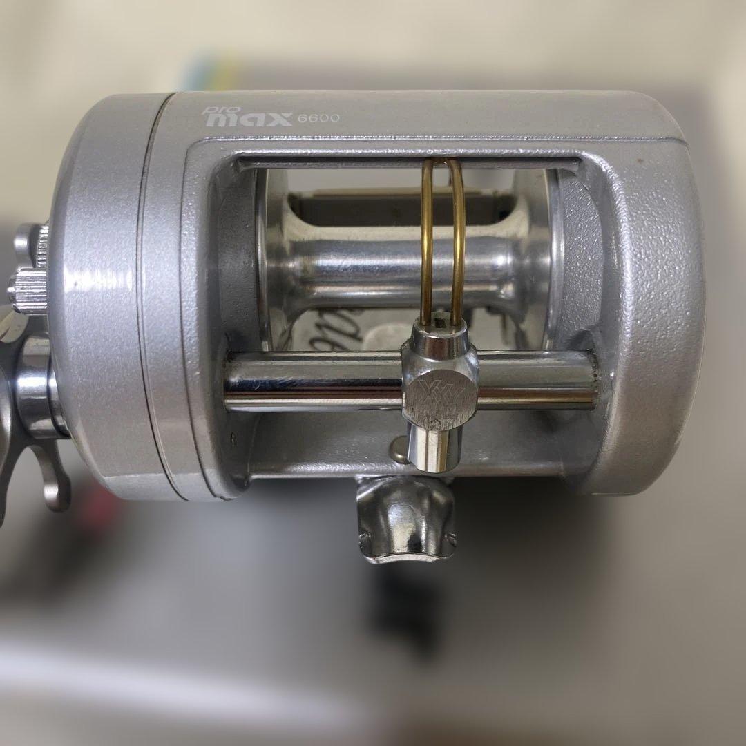 Abu アブ　アンバサダー プロマックス6600 美品ベイトリール#404