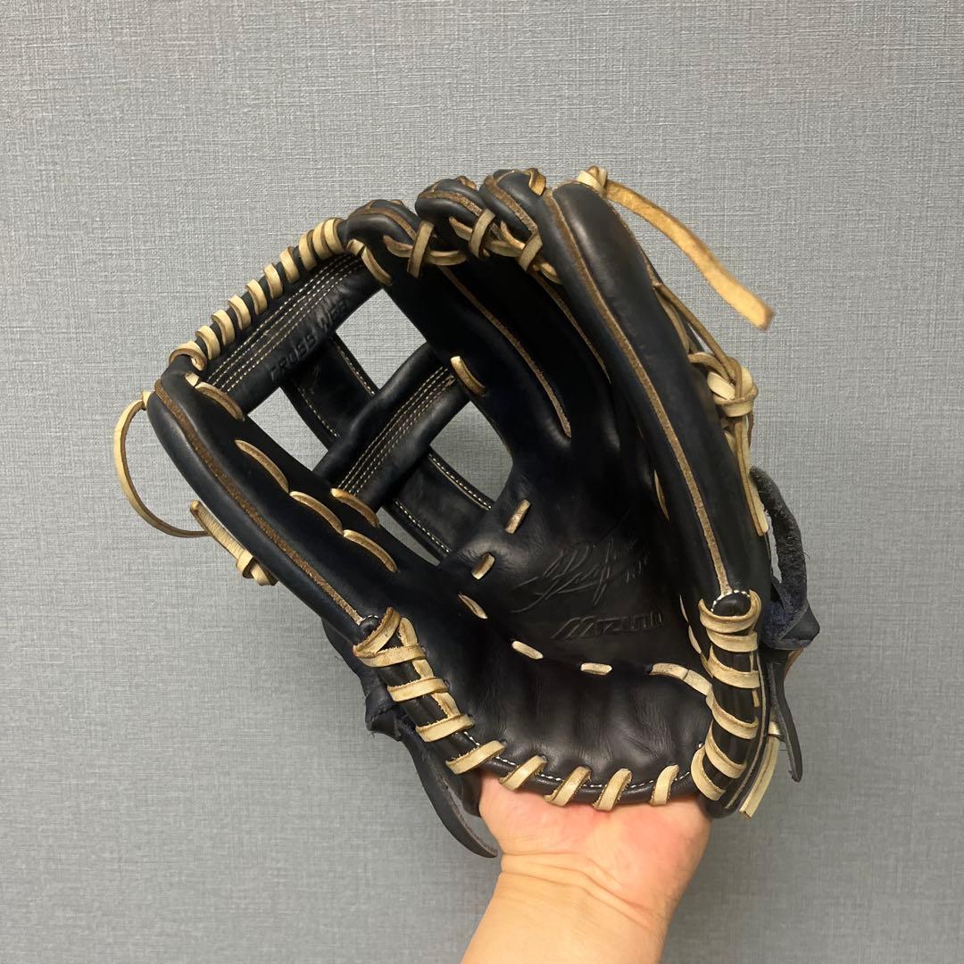 1135 ミズノ ワールドウィン 極美品 軟式 オールラウンド グローブ