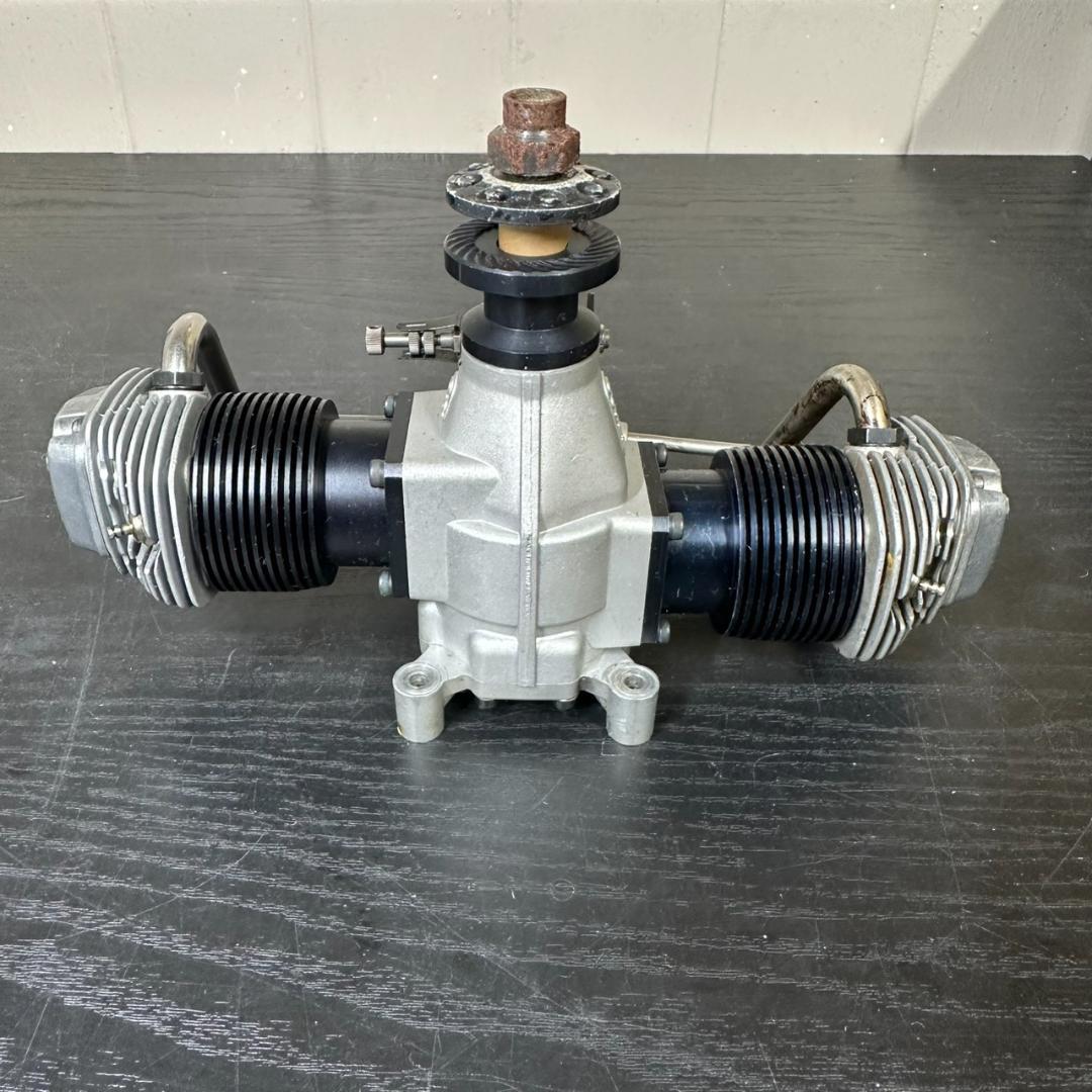 小川精機 　O.S. ENGINE 水平対向４サイクル FT-120 ジェミニ