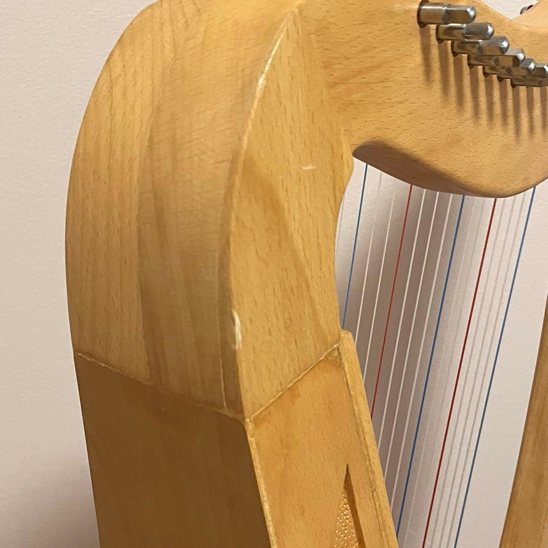 木製ハープ19弦 彫刻入り