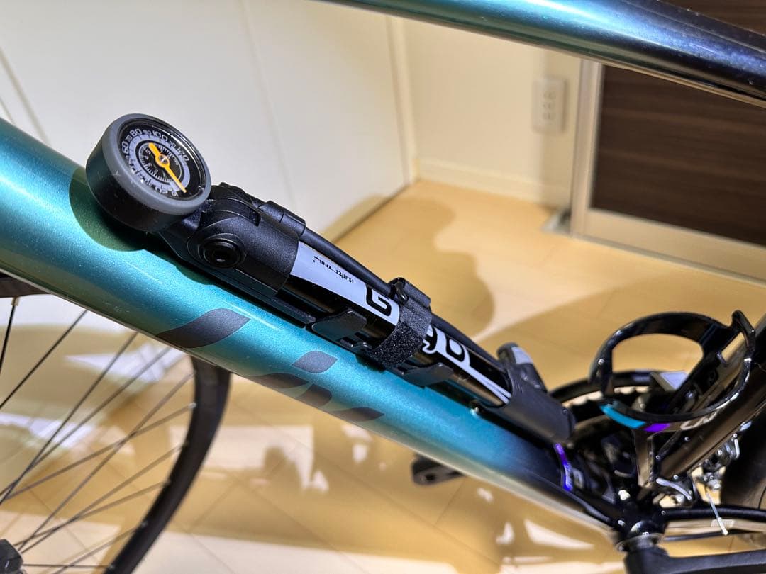 Monika　ジャイアント　クロスバイク Liv 女性もOK サイズXS