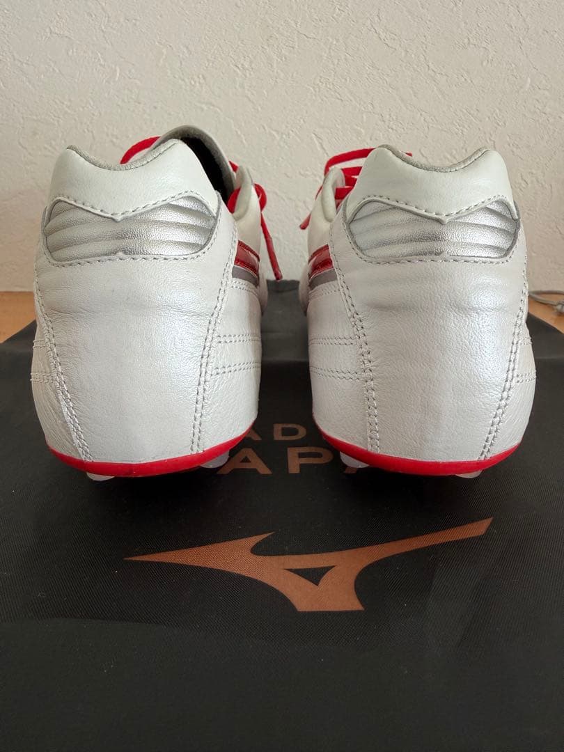 Mizuno サッカーシューズ モレリアII JAPAN AG ホワイト/レッド