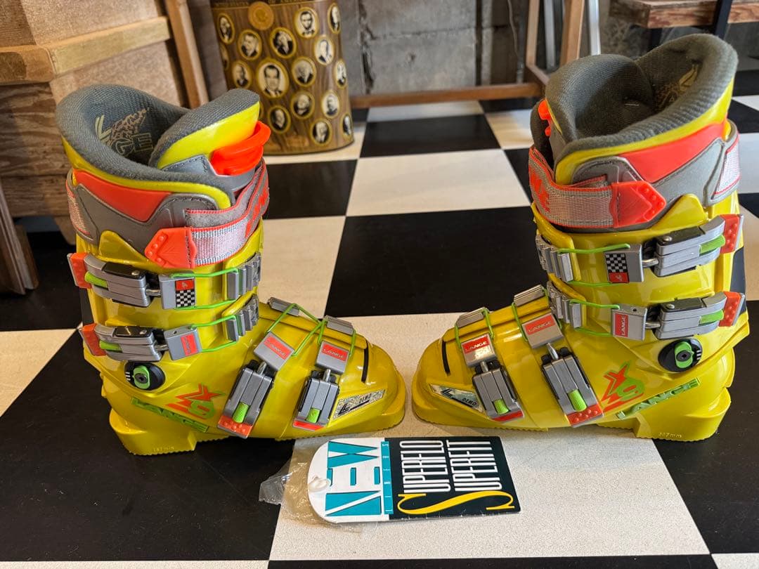 LANGE ラング スキーブーツ　イエロー　子供用