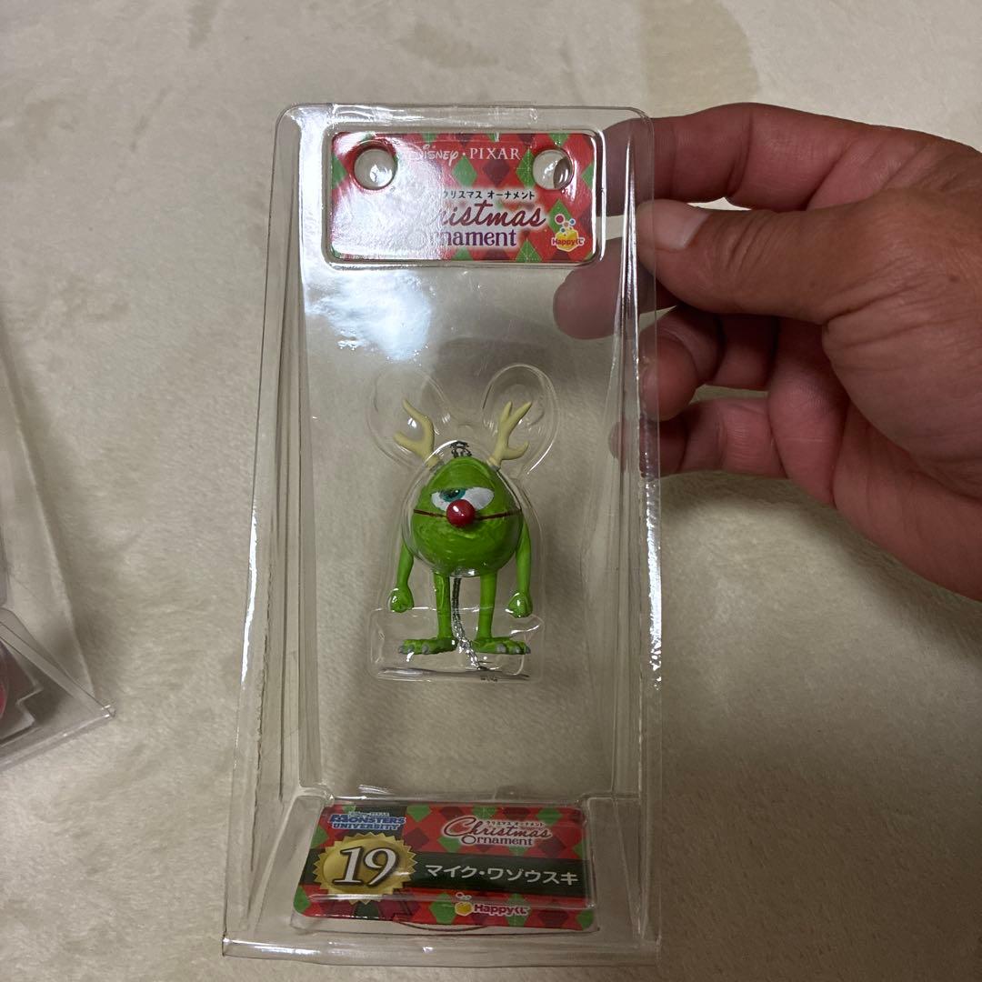 ピクサーキャラクター フィギュアセット & ディズニーオーナメント