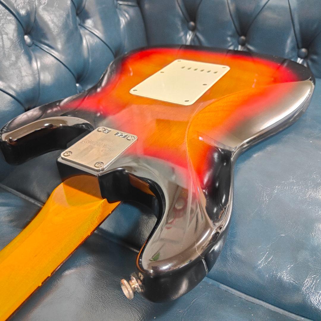 ギター Squier by Fender Classic Vibe '60s Left