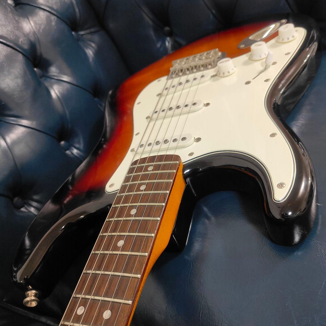 ギター Squier by Fender Classic Vibe '60s Left