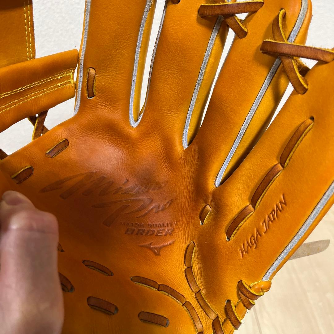 遊人TV。ミズノプロ　硬式用　オーダーグラブ　坂本モデル