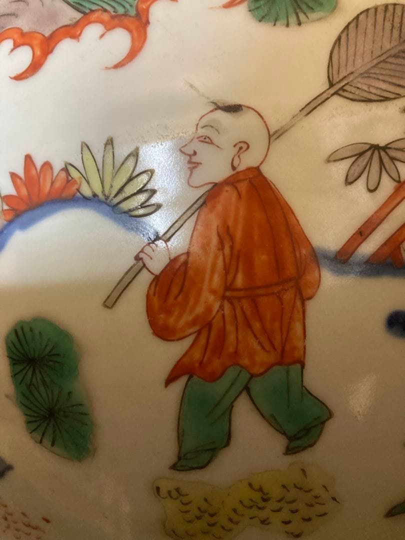 伝世品　中国明時代五彩人文壺　高さ37.8cm