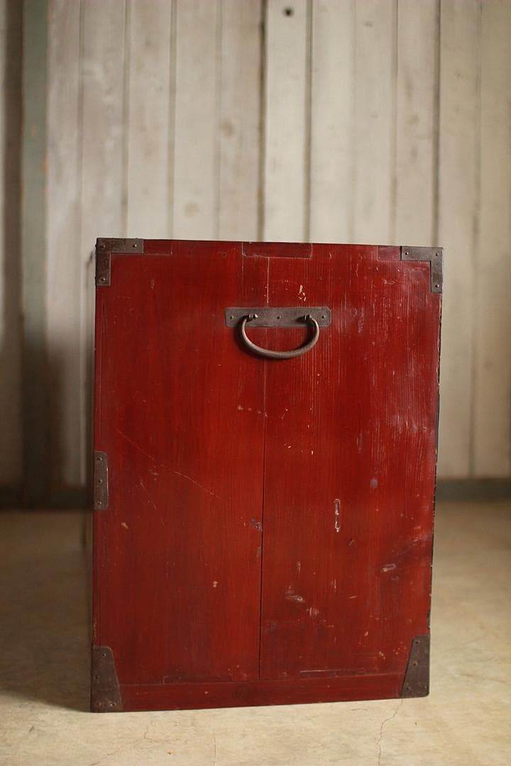 綺麗な打ち出し金具庄内箪笥　4杯　タンス　収納　古家具　古民家　時代家具