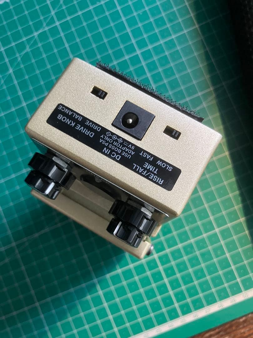 BOSS Rotary Ensemble RT-2 ギターエフェクター