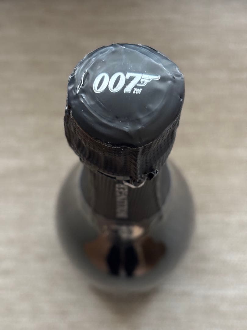 Bollinger 007ジェームズボンド 2002 ボランジェ シャンパーニュ