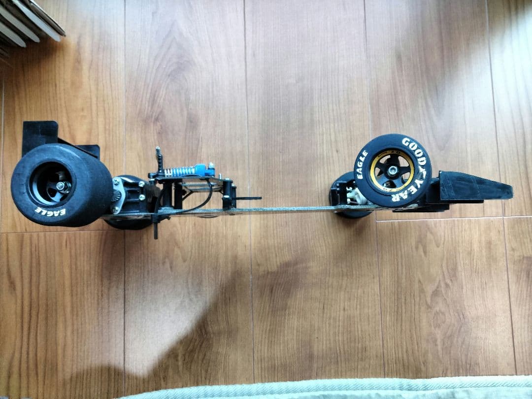 タミヤ 1/10電動RC フットワーク FA13 無限ホンダ F102シャーシ