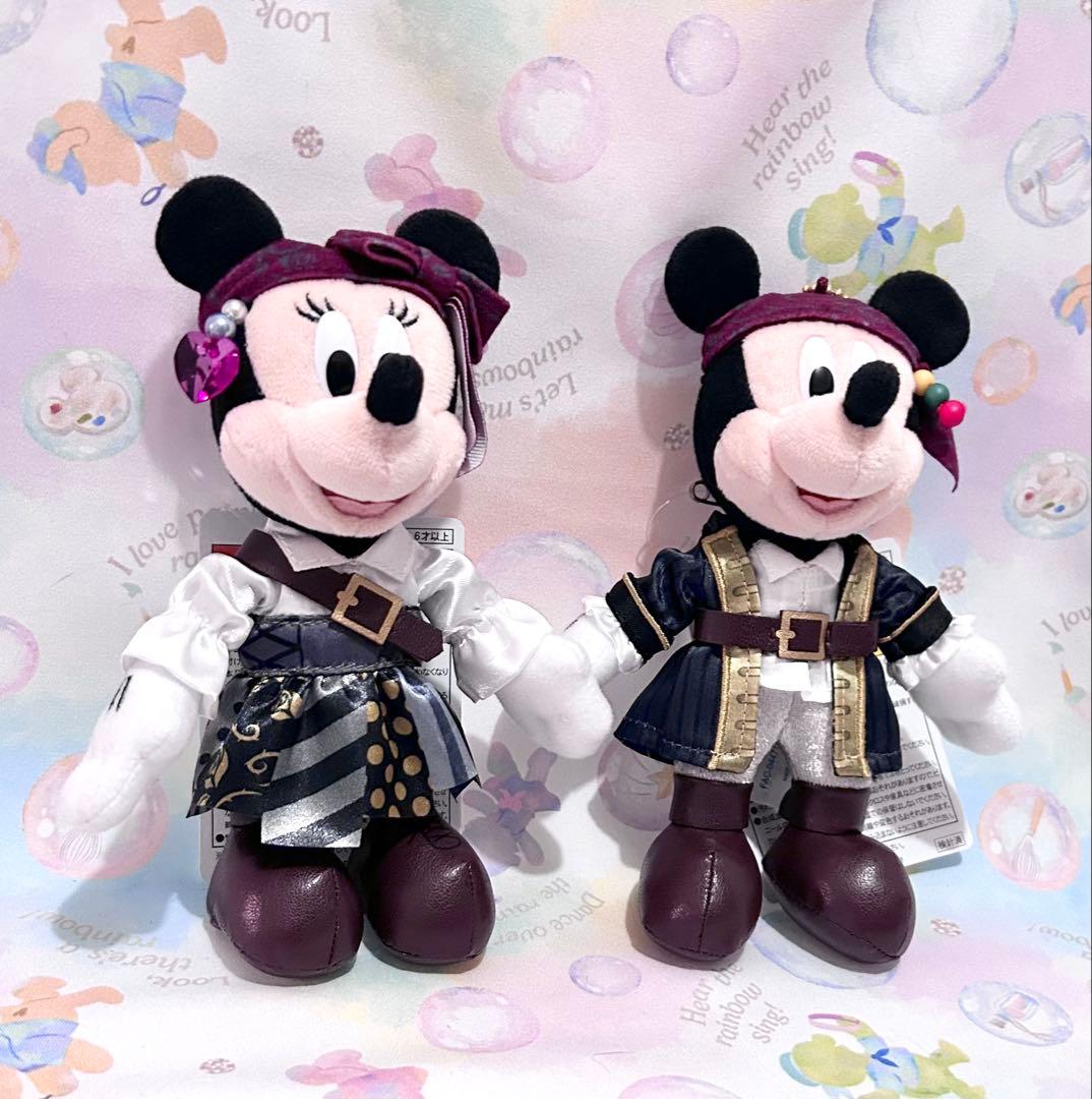 厳選☆ Disneyパイレーツオブカリビアン　ミッキー　ミニー　ぬいぐるみバッジ