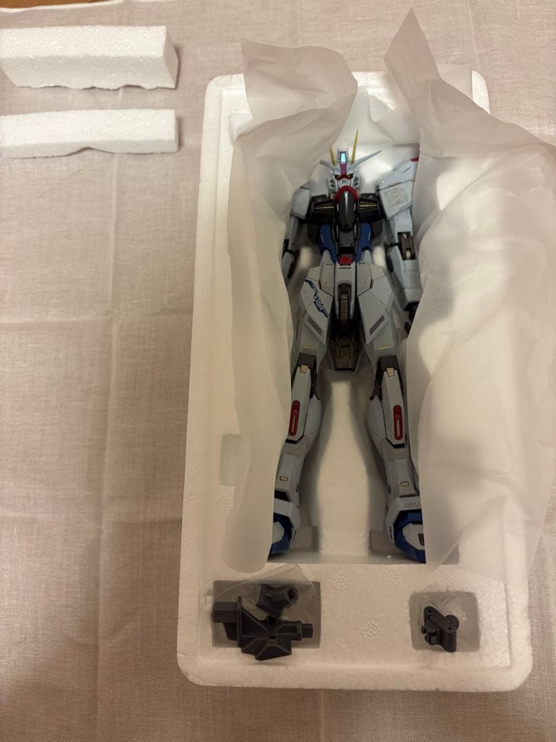 【値下げ】L BUILD フリーダムガンダムCONCEPT2