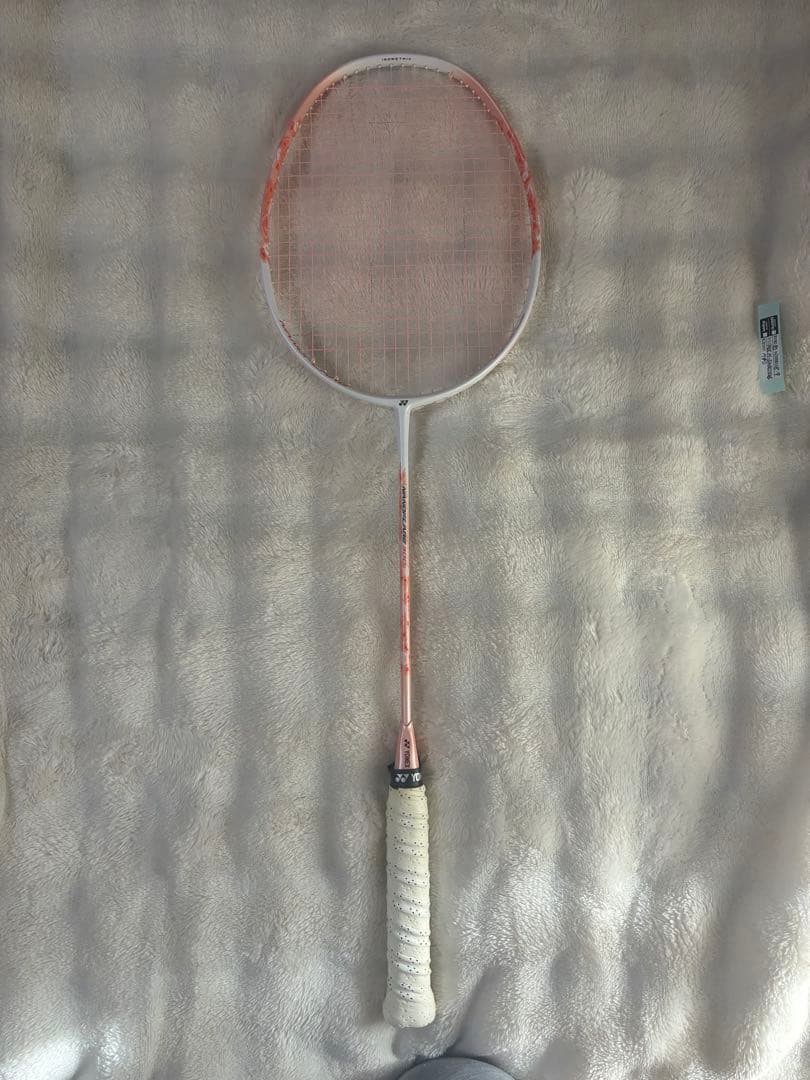 YONEX ナノフレア300バドミントンラケット シャトル・ケース付き