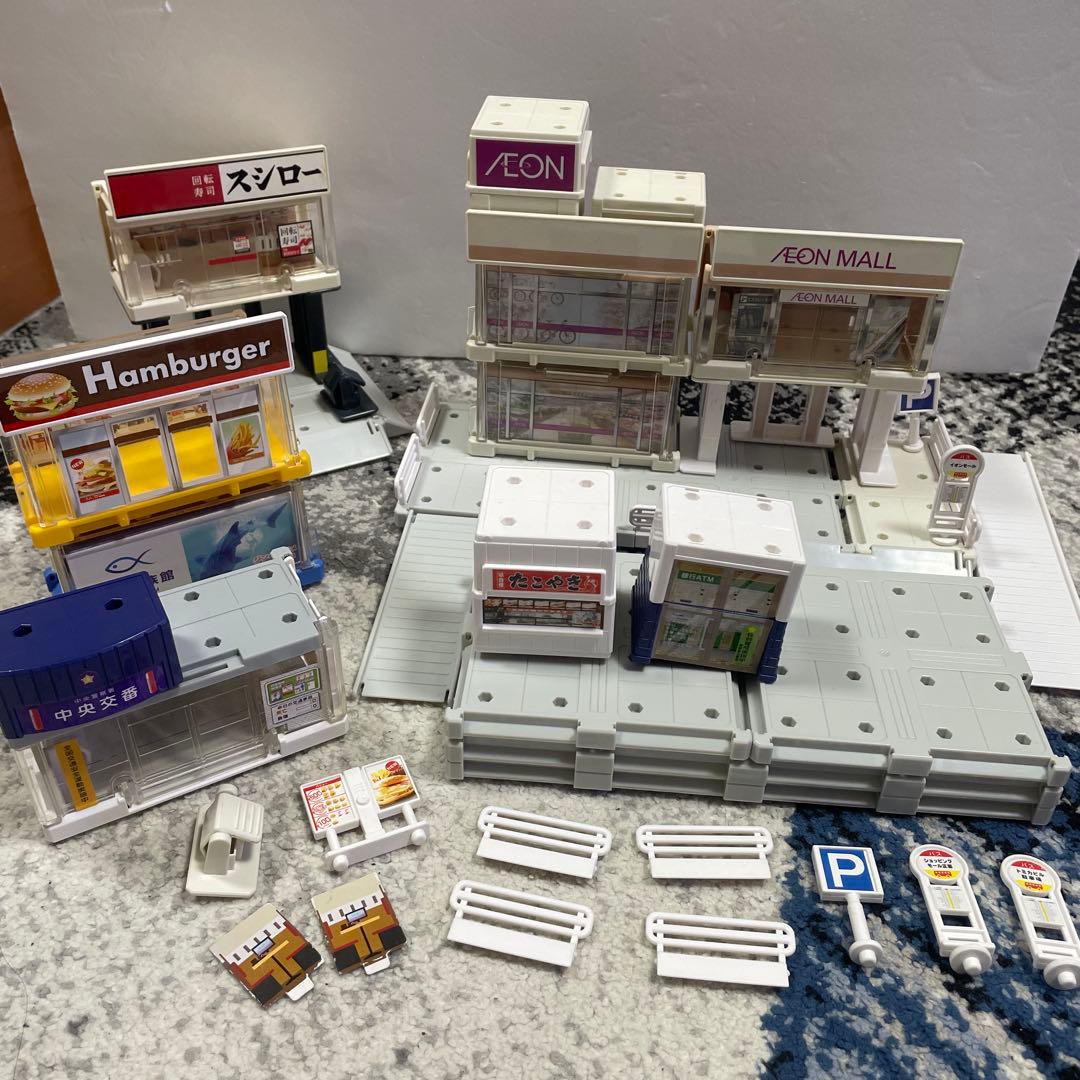 トミカ　トミカタウン　ビルドシティ　イオンモール　スシロー　ハンバーガーショップ