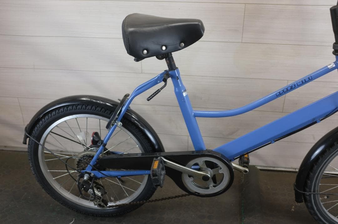 小径車　20インチ　6速　オートライト