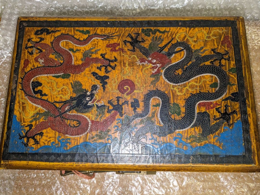 龍文様　漆工箱　アンティーク品