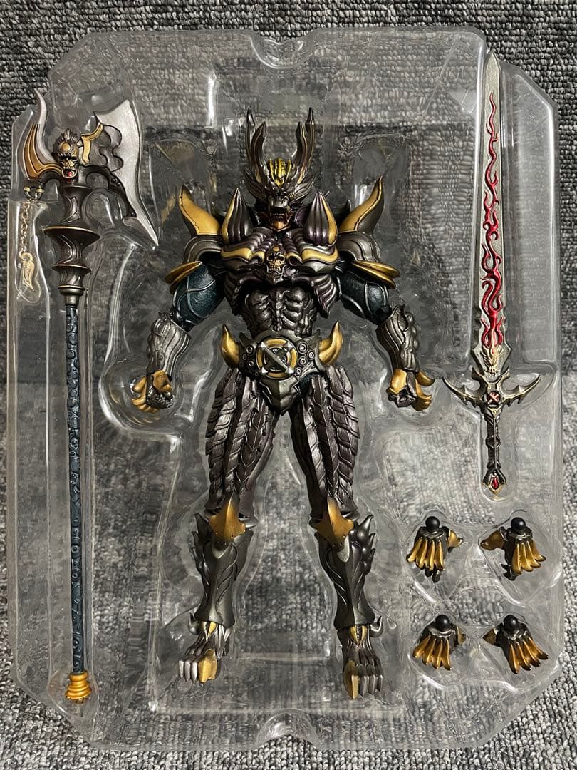 魔戒可動 暗黒騎士キバ